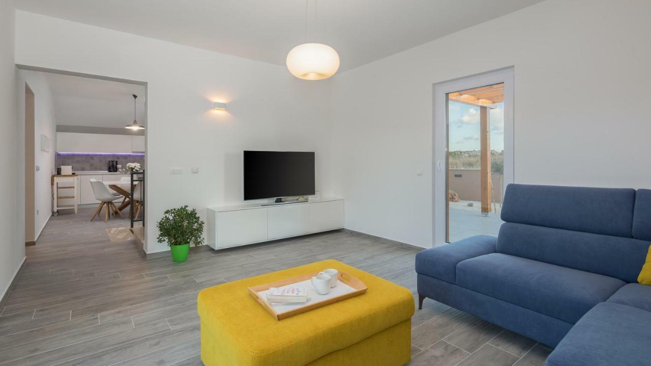 Villa Diomedes With The Sea View And The Pool Rogoznica  Extérieur photo