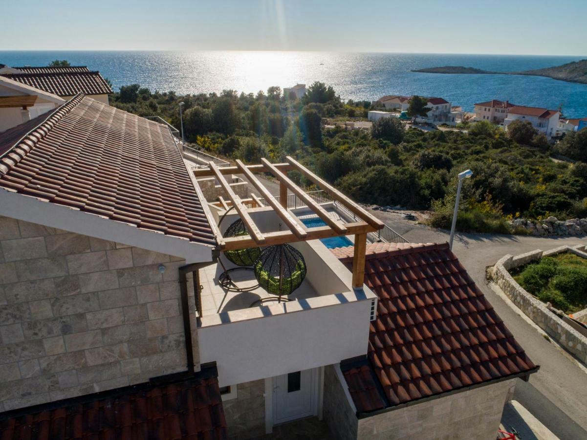 Villa Diomedes With The Sea View And The Pool Rogoznica  Extérieur photo