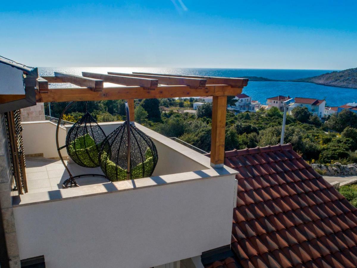 Villa Diomedes With The Sea View And The Pool Rogoznica  Extérieur photo