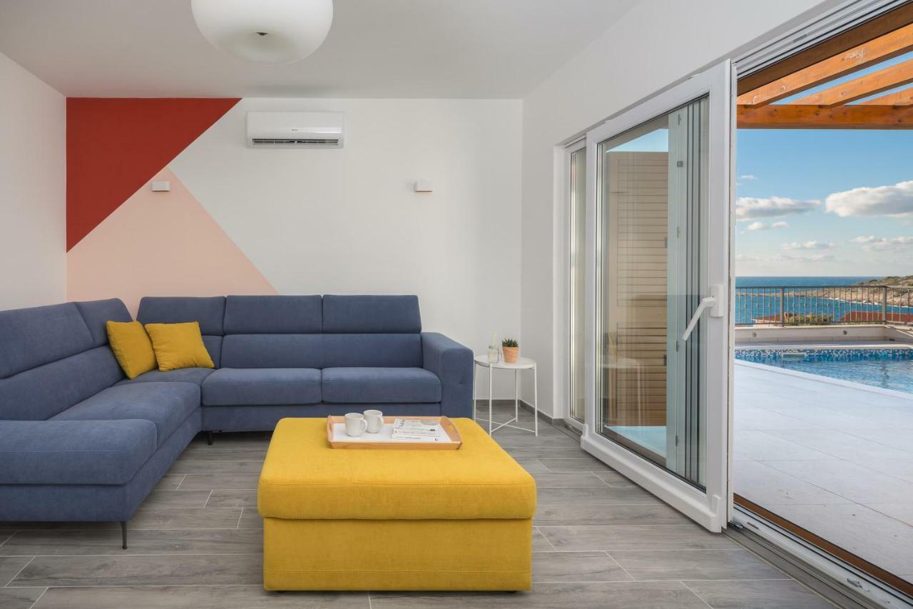 Villa Diomedes With The Sea View And The Pool Rogoznica  Extérieur photo